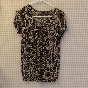 Josephine Chaus Black and White Patterned Blouse